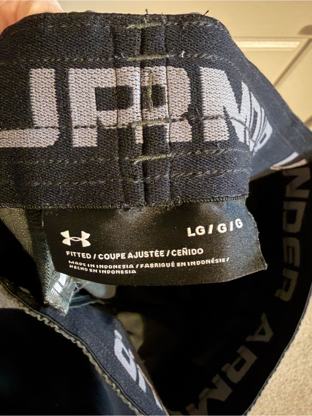 Under Armour Dark Green Men's Joggers with Zip Pockets - Picture 3 of 3